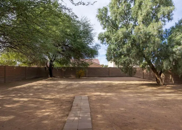 Pet-friendly 4br Garage Yard Casa Grande